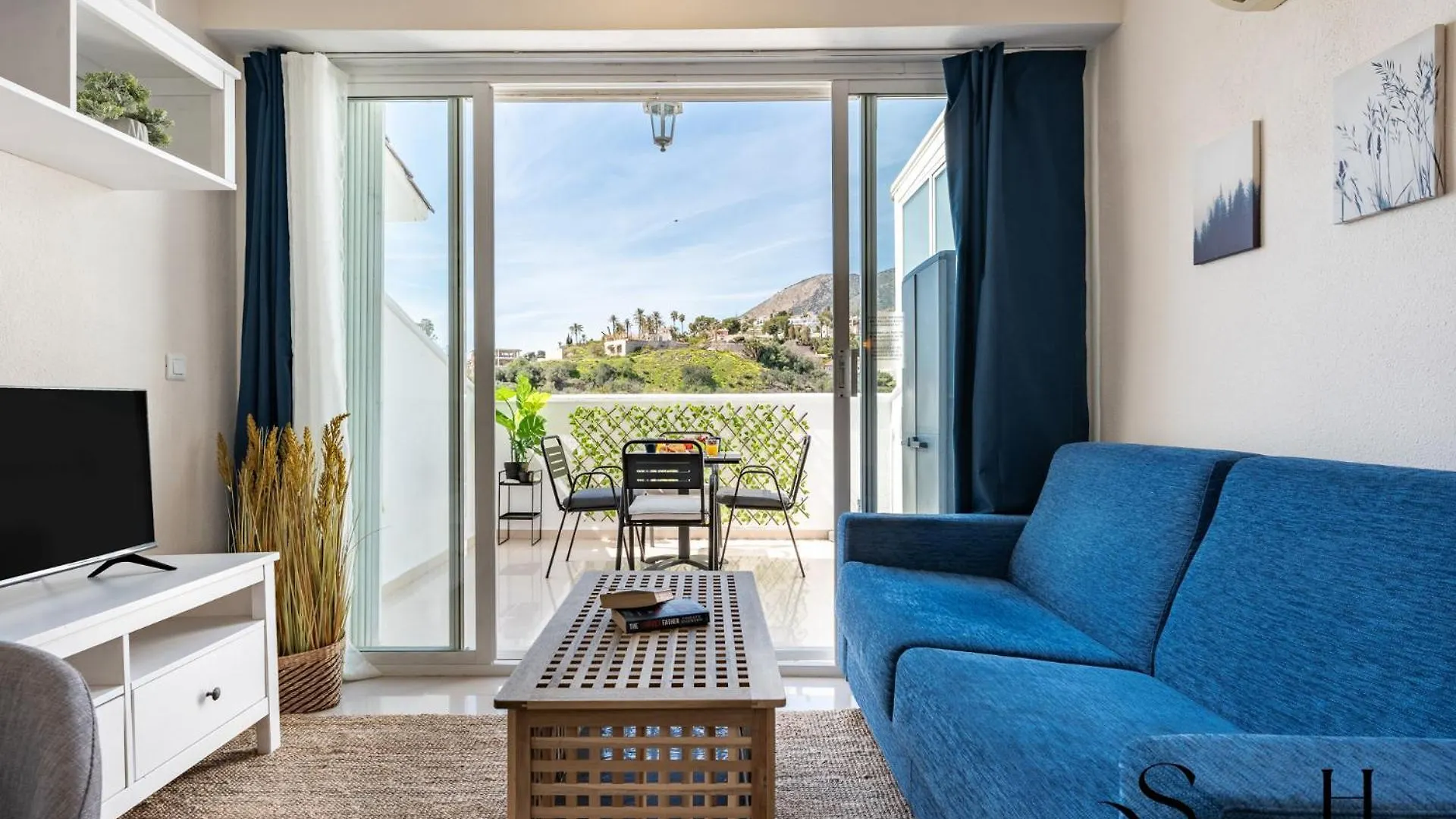 Apartment Torcal Stylish Studio With Sea View Terrace Benalmadena Spain