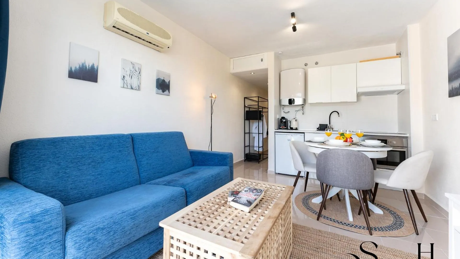 Apartment Torcal Stylish Studio With Sea View Terrace Benalmadena