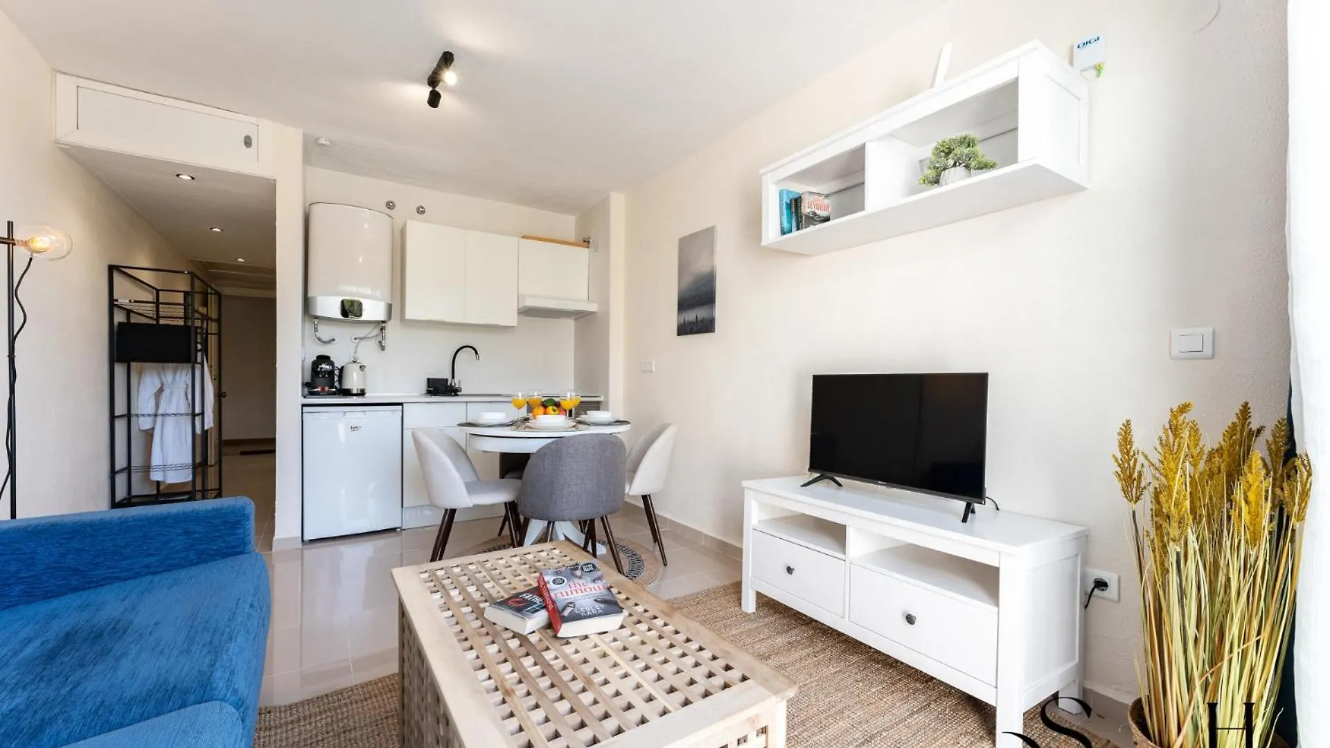 Torcal Stylish Studio With Sea View Terrace Benalmadena Apartment